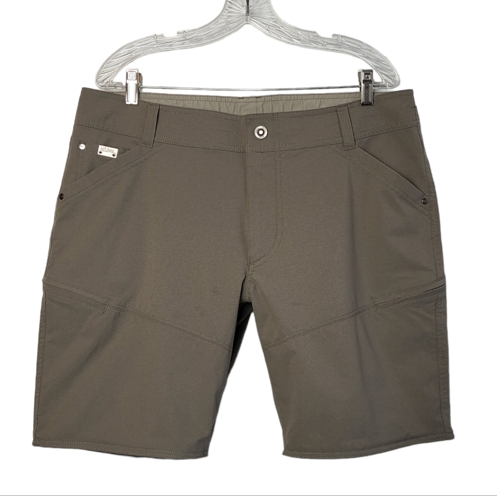 Kuhl Men's Flat Front Shorts in Olive Green